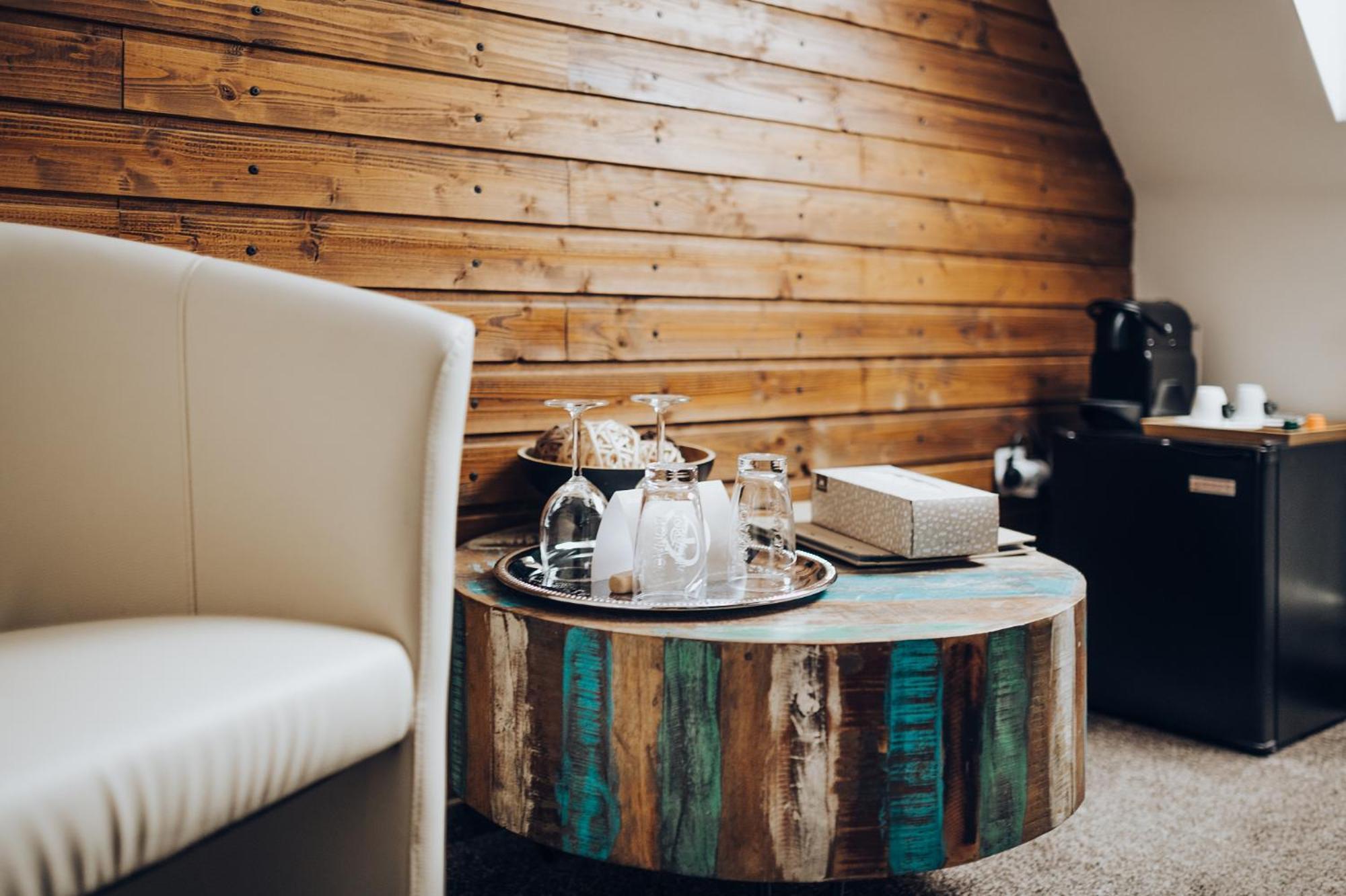Wine & Wellness Hotel Besedni Dum Valtice Exteriör bild